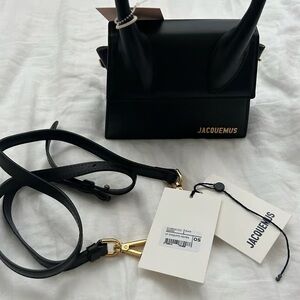 Jacquemus Le Chiquito moyen bag black leather